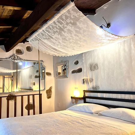Stecado - Il Soppalco Apartment Dolceacqua Luaran gambar