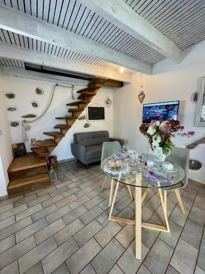 Stecado - Il Soppalco Apartment Dolceacqua Luaran gambar