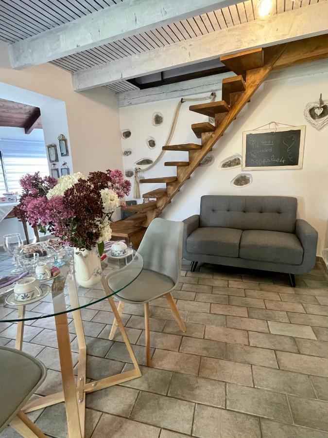 Stecado - Il Soppalco Apartment Dolceacqua Luaran gambar