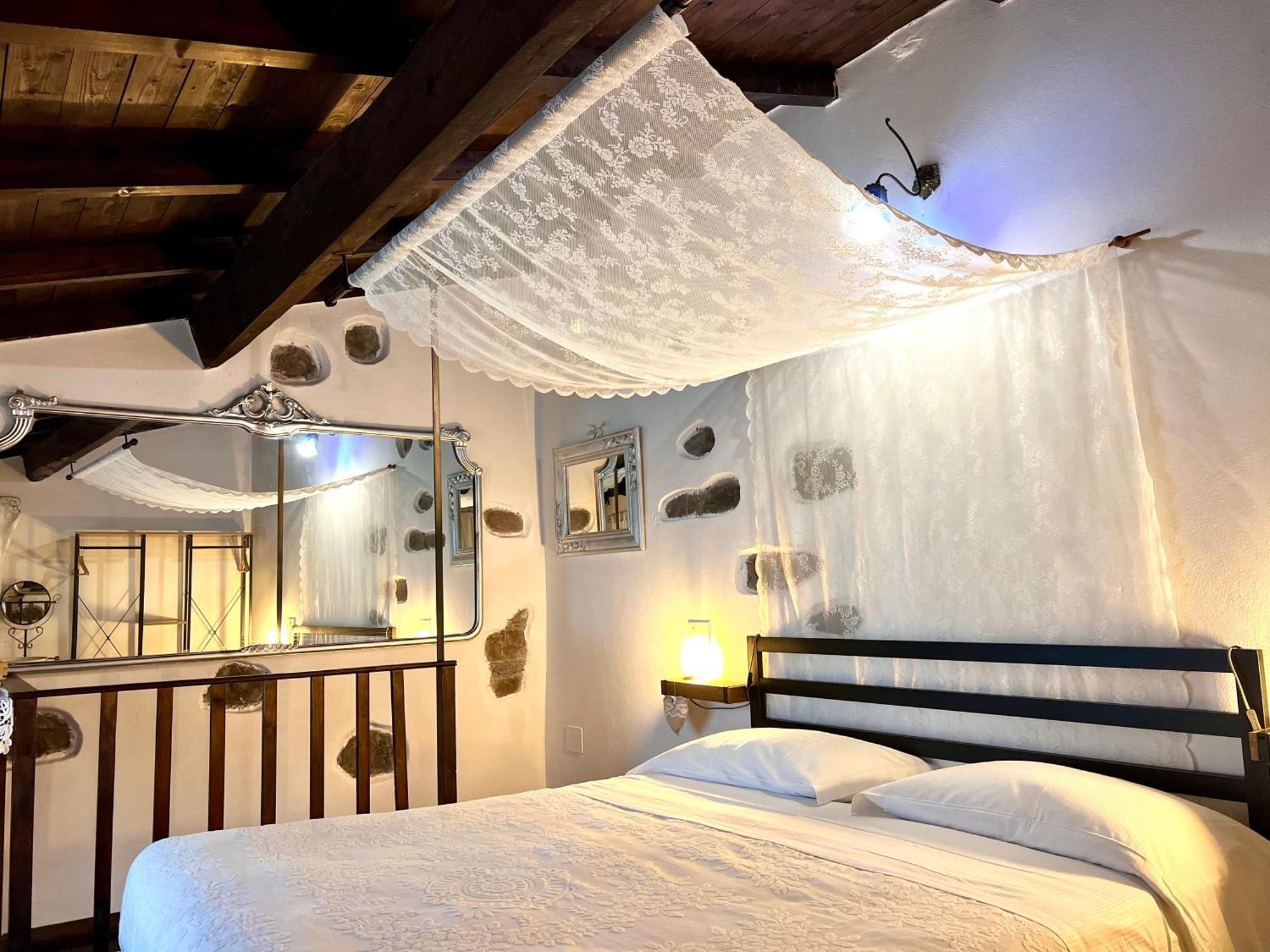 Stecado - Il Soppalco Apartment Dolceacqua Luaran gambar