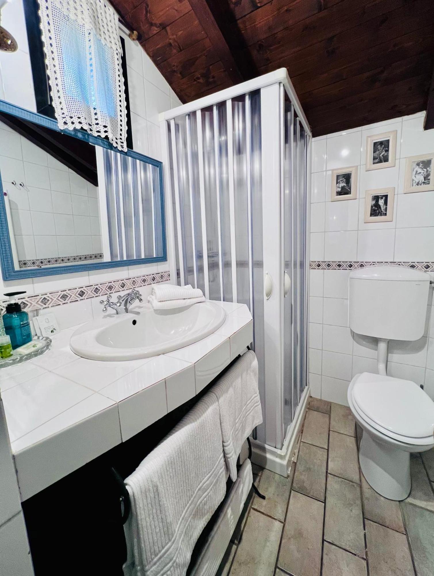 Stecado - Il Soppalco Apartment Dolceacqua Luaran gambar